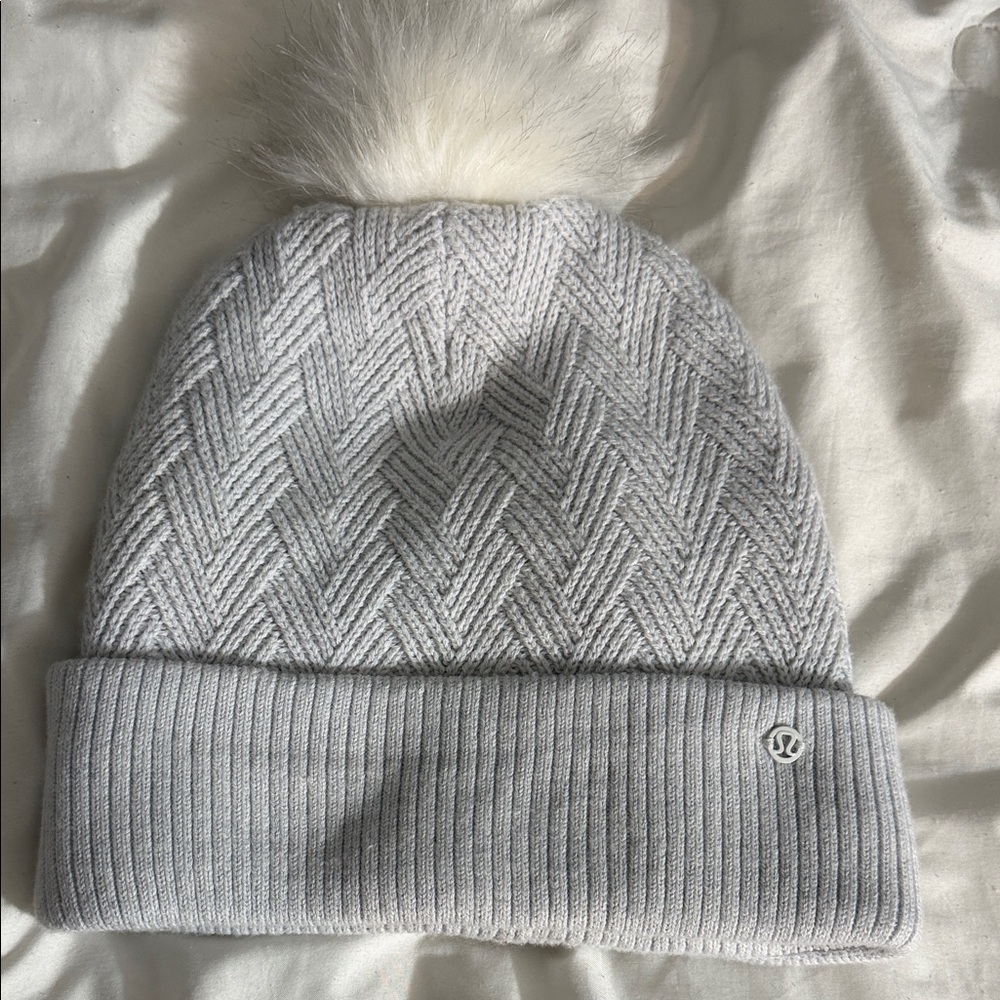 lululemon athletica Light Gray Knit Beanie with Pom-Pom